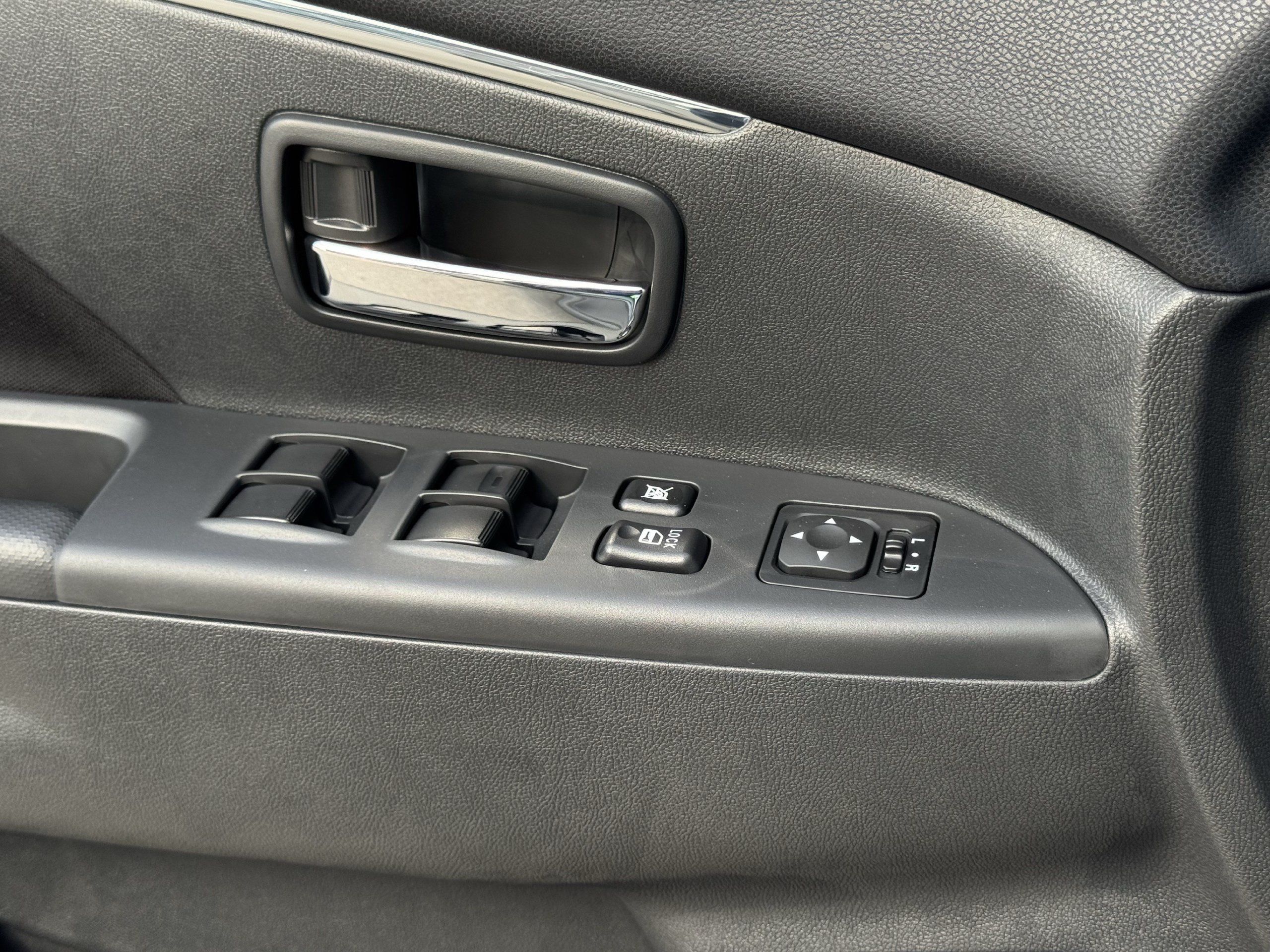 New 2027 Mitsubishi Outlander Sport FWD image 18
