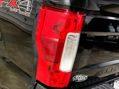 Used 2017 Ford F350 Lariat w/ Lariat Value Package image 8