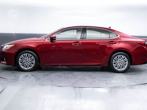 Used 2014 Lexus ES 350 w/ Luxury Package image 5