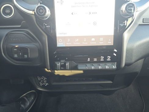 Used 2025 RAM 2500 Big Horn image 15