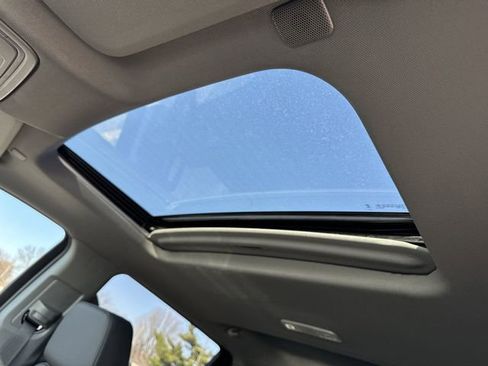 New 2026 GMC Sierra 1500 SLT w/ SLT Premium Plus Package image 22