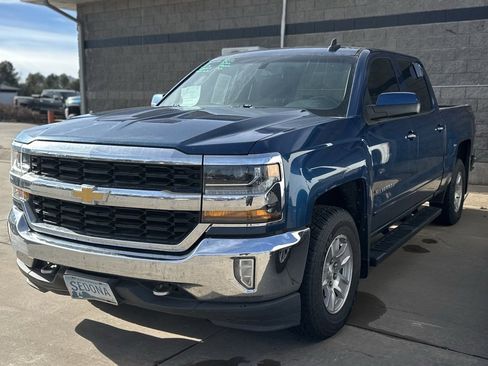 Used 2018 Chevrolet Silverado 1500 LT w/ All Star Edition image 2