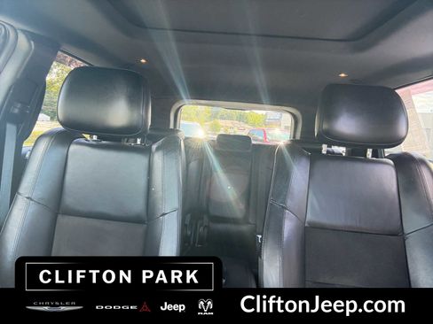 Certified 2019 Jeep Grand Cherokee Altitude AWD/4WD image 15