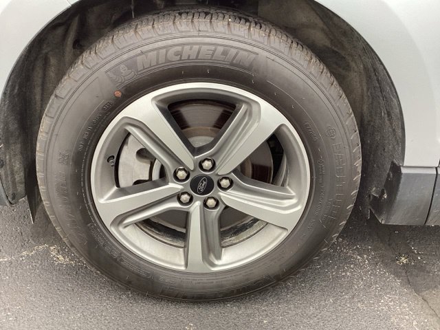 Used 2024 Ford Edge SEL w/ Convenience Package AWD/4WD image 6