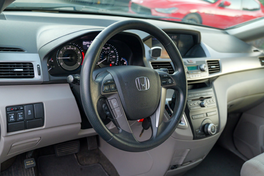 Used 2013 Honda Odyssey EX image 19