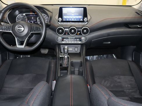 Used 2024 Nissan Sentra SR FWD image 28