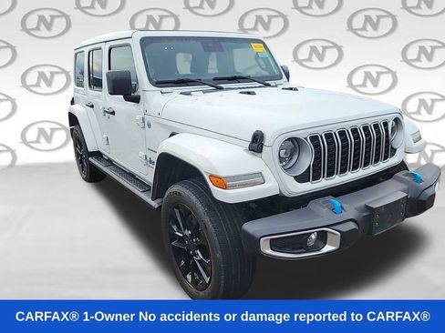 Used 2024 Jeep Wrangler Unlimited Sahara AWD/4WD image 15