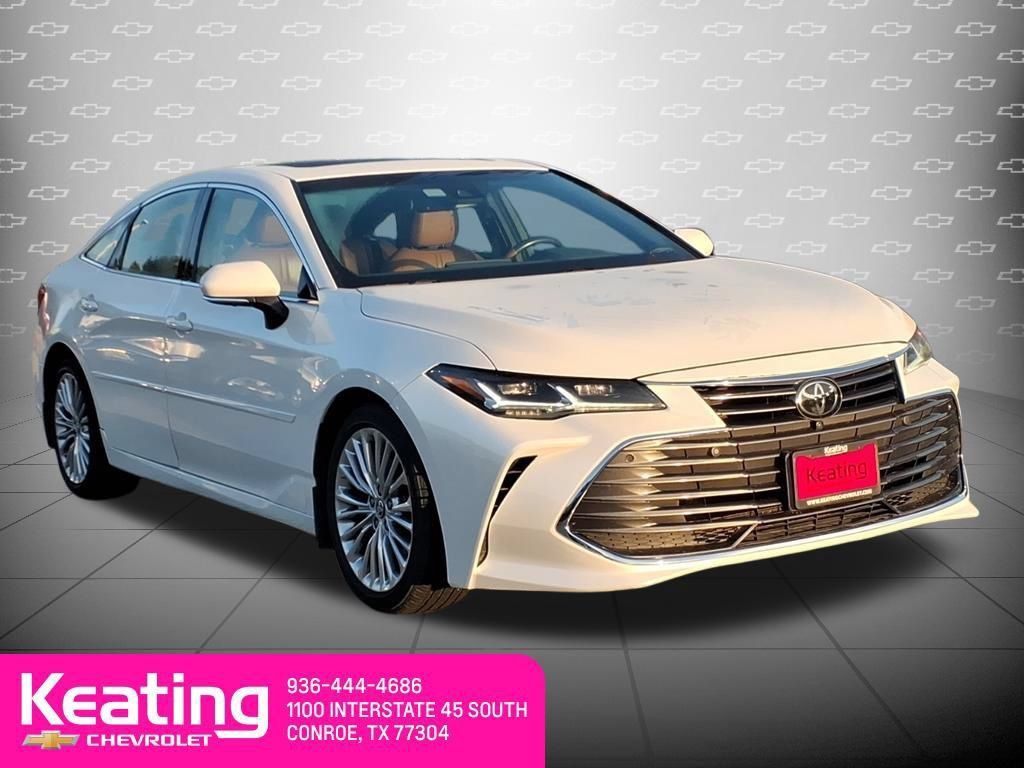 Used 2020 Toyota Avalon Limited w/ Advanced Safety Package FWD image 1