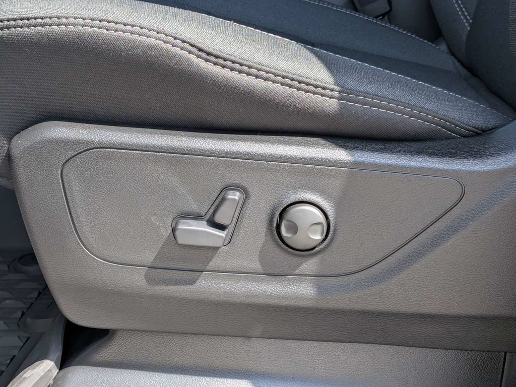 New 2026 RAM 1500 Big Horn AWD/4WD image 20