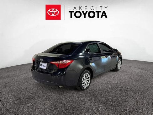 Used 2019 Toyota Corolla LE image 6