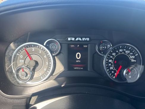 Used 2024 RAM 2500 Big Horn w/ Bed Utility Group image 5