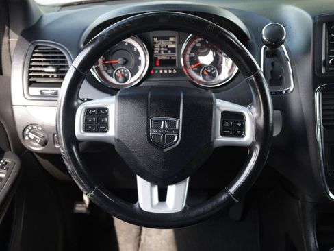 Used 2019 Dodge Grand Caravan GT FWD image 8