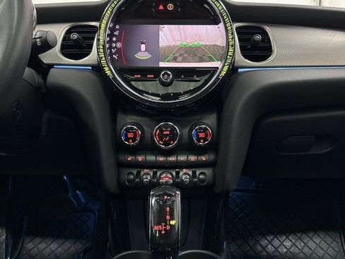 Used 2023 MINI Cooper 2-Door Hardtop image 24