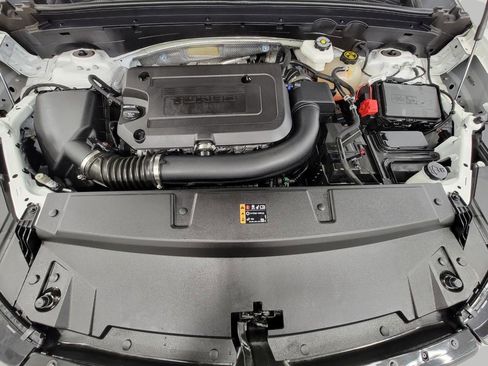 Used 2023 Buick Envision Essence AWD/4WD image 8