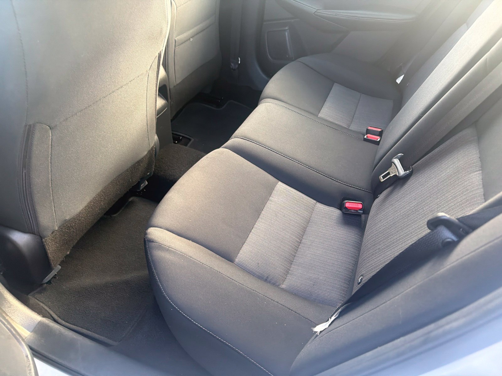 Used 2024 Nissan Sentra SV FWD image 9