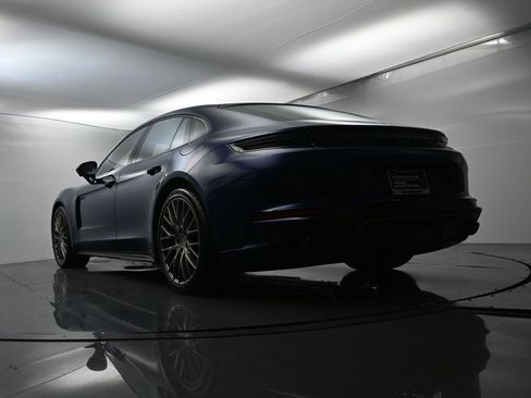 Used 2025 Porsche Panamera Turbo image 52