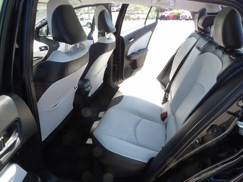 Used 2022 Toyota Prius XLE FWD image 31