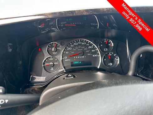 Used 2023 Chevrolet Express 2500 image 25