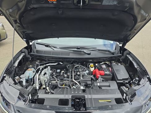 New 2026 Nissan Kicks SR w/ Cold Weather Package AWD/4WD image 27