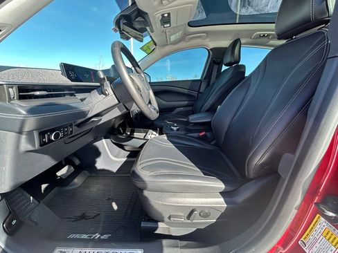 Used 2023 Ford Mustang Mach-E Premium image 12