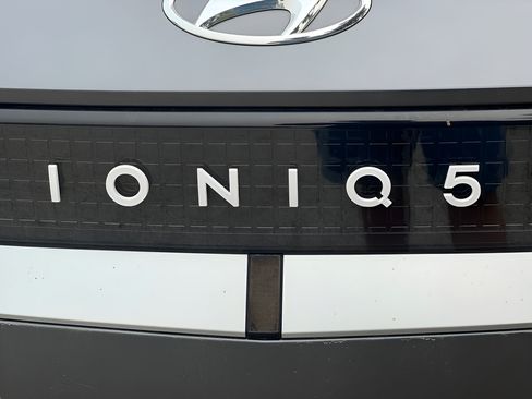 Used 2024 Hyundai Ioniq 5 SEL AWD/4WD image 31