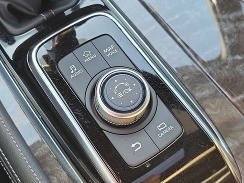 Certified 2022 Nissan Armada Platinum w/ Captain's Chairs Package image 43