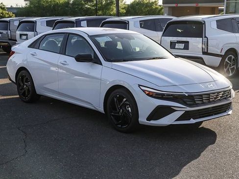 New 2026 Hyundai Elantra Sport FWD image 6