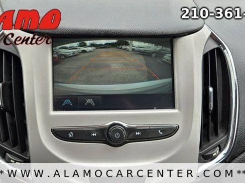 Used 2017 Chevrolet Cruze LS image 38