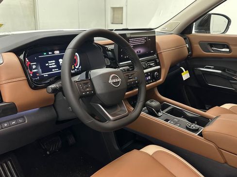 New 2026 Nissan Pathfinder Platinum w/ Cargo Package image 17