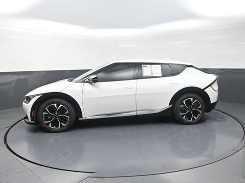 Used 2023 Kia EV6 Wind w/ Wind Technology Package AWD/4WD image 7