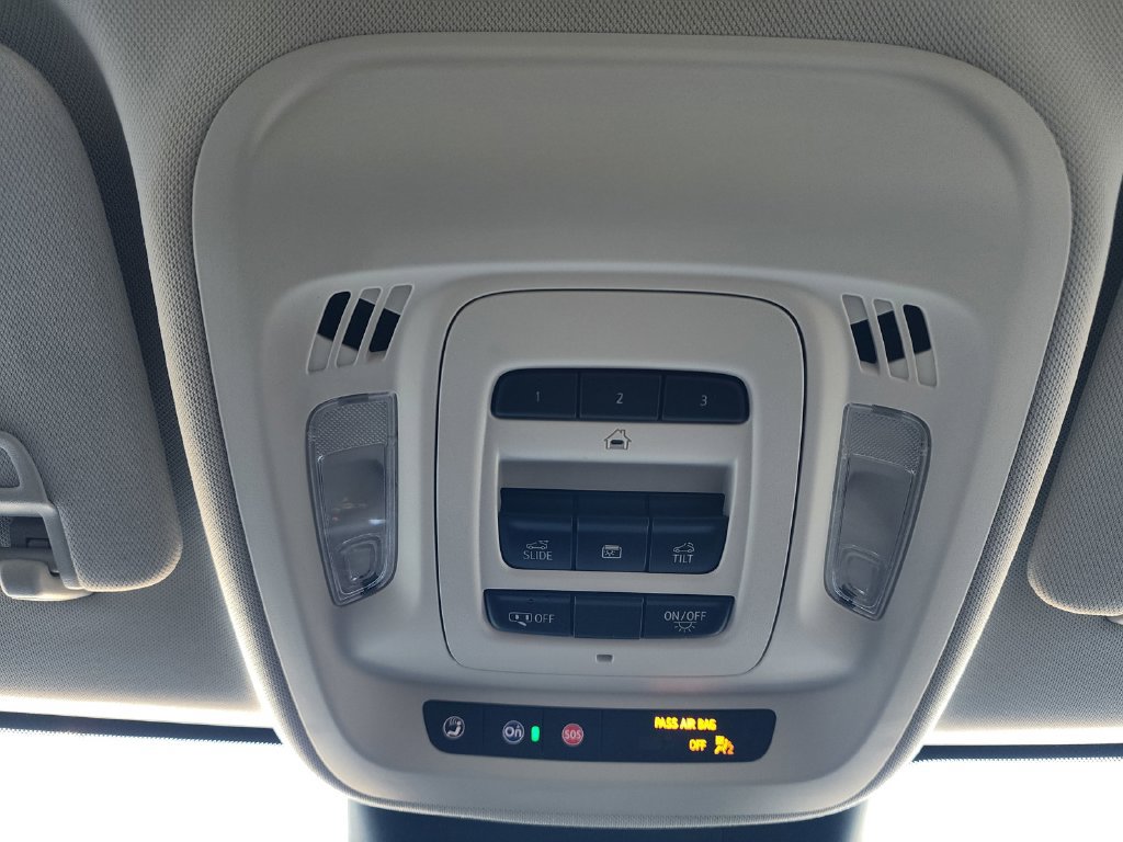 Used 2024 Buick Envision Preferred AWD/4WD image 24