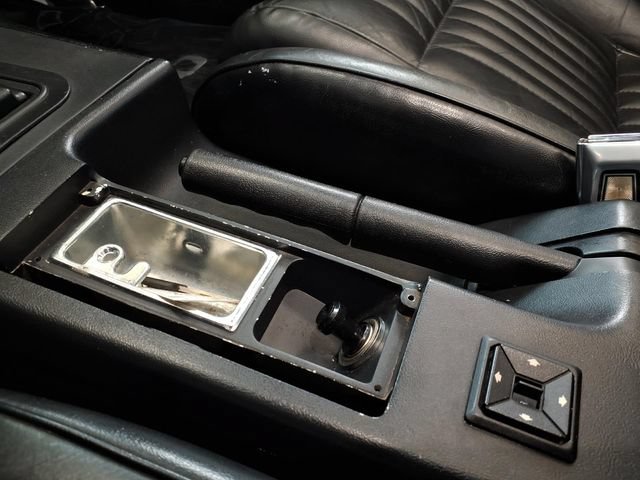 Used 1993 Ford Mustang LX RWD image 15