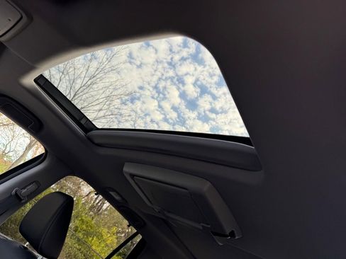 Certified 2022 Honda Pilot Elite image 21