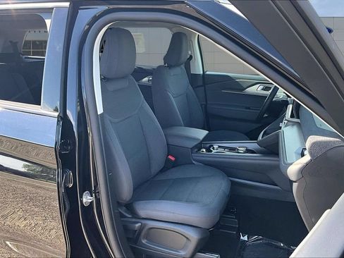 New 2026 Ford Explorer Active AWD/4WD image 12
