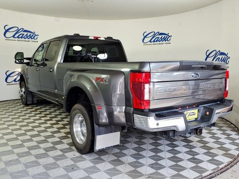 Used 2020 Ford F350 Lariat w/ Lariat Ultimate Package AWD/4WD image 2