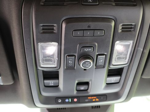 Used 2021 Cadillac Escalade Sport w/ Driver Assist Tech Package AWD/4WD image 27