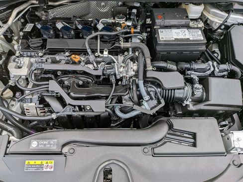 Used 2025 Toyota Corolla LE FWD image 30