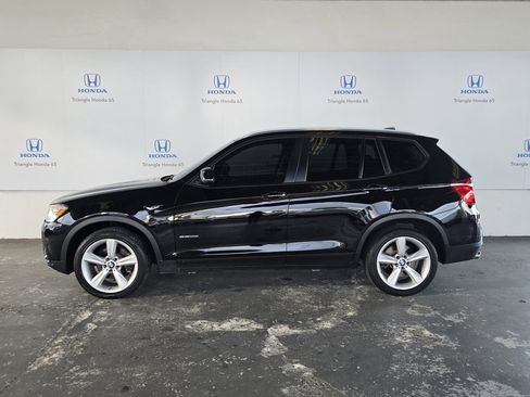 Used 2017 BMW X3 sDrive28i image 3