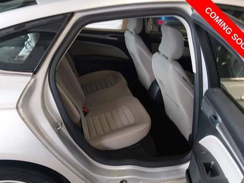 Used 2018 Ford Fusion S FWD image 6