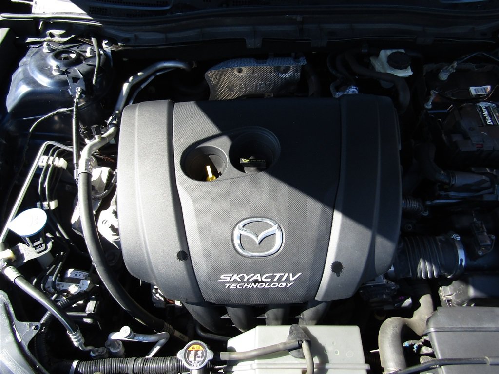 Used 2017 MAZDA MAZDA3 Sport w/ Preferred Equipment Package FWD image 29