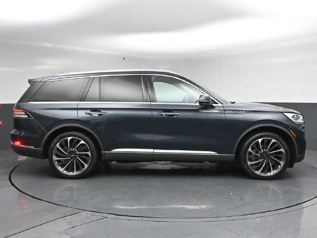 Used 2021 Lincoln Aviator Reserve w/ Equipment Group 202A AWD/4WD image 8