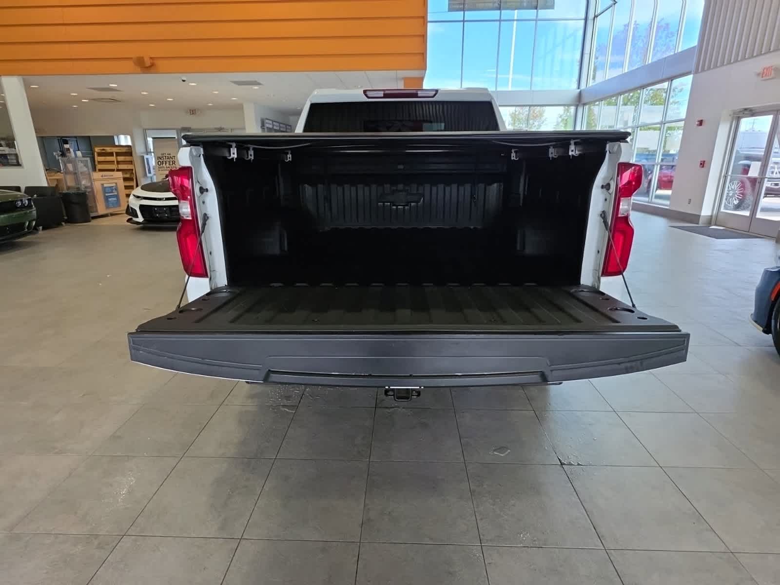 Used 2023 Chevrolet Silverado 1500 RST w/ Rally Edition AWD/4WD image 9
