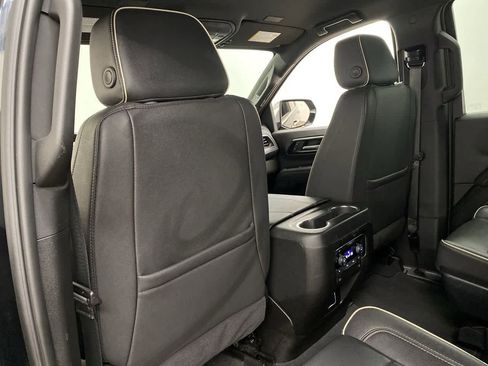 Used 2025 Chevrolet Tahoe Premier image 15