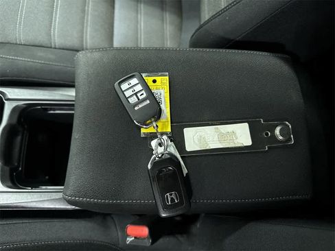 Certified 2022 Honda CR-V EX image 31