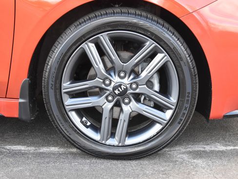 Used 2021 Kia Forte GT-Line image 33