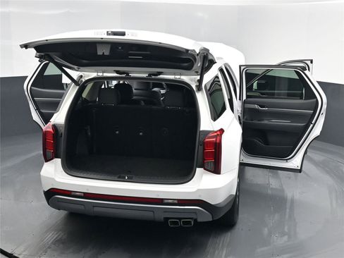 Used 2025 Hyundai Palisade SEL image 24