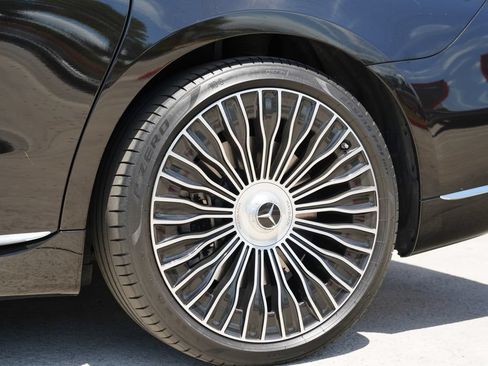 Used 2024 Mercedes-Benz Maybach S 680 4MATIC image 11