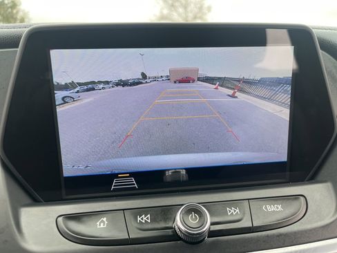 Used 2020 Chevrolet Blazer LT image 23