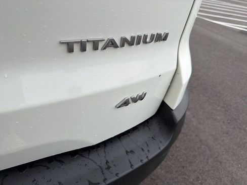 Used 2020 Ford EcoSport Titanium image 8