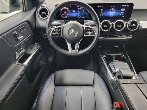 Used 2023 Mercedes-Benz GLB 250 4MATIC image 26